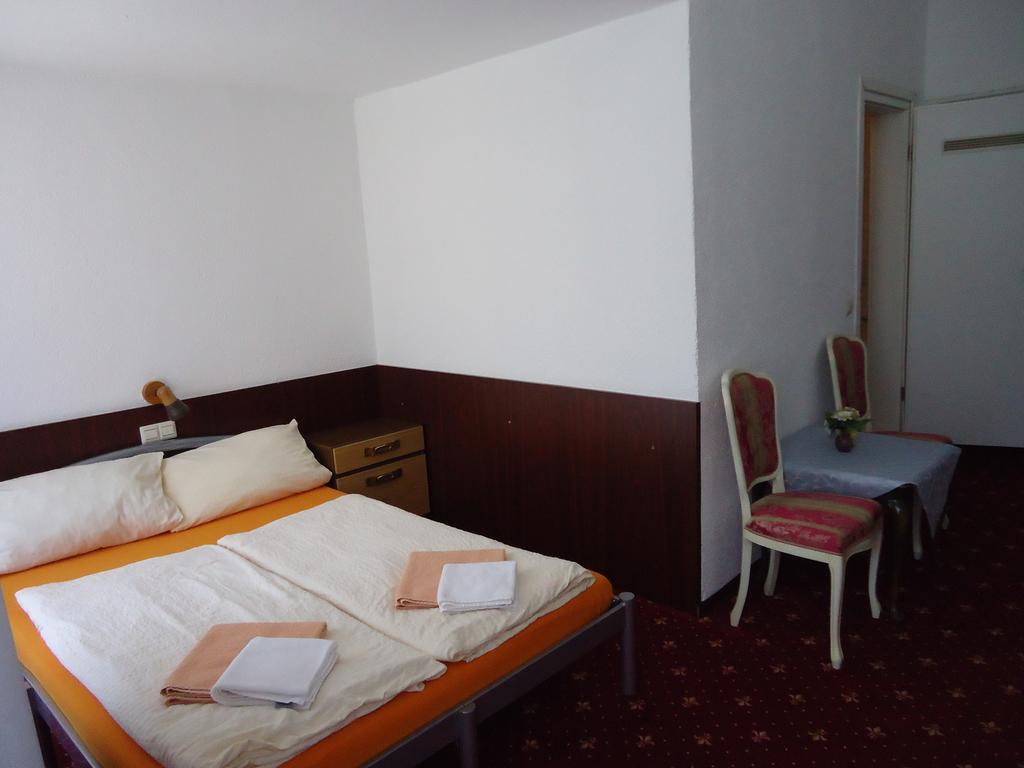Union Hotel Cochem Pokoj fotografie